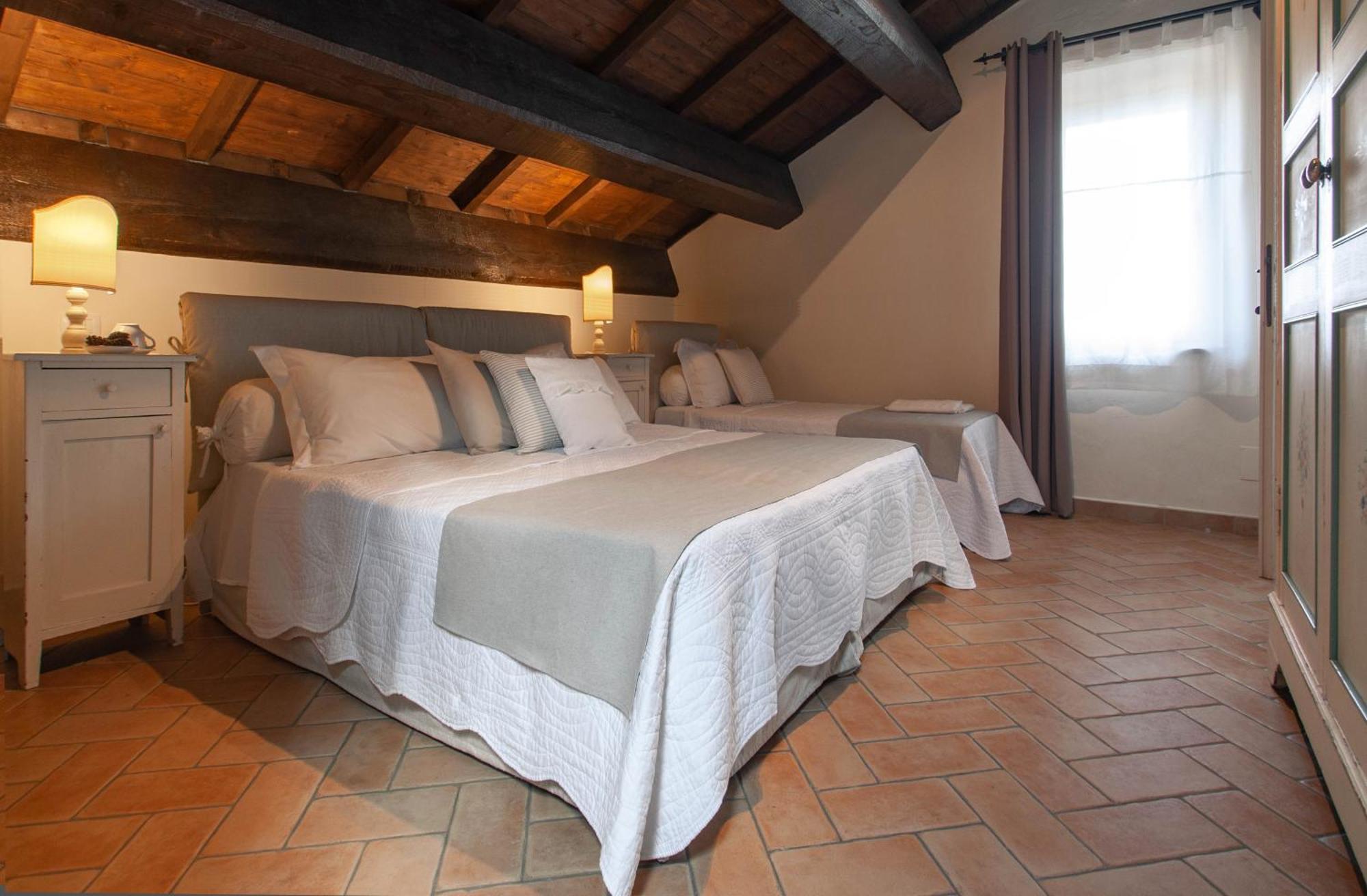 Antica Residenza Montereano Villa Gubbio Szoba fotó