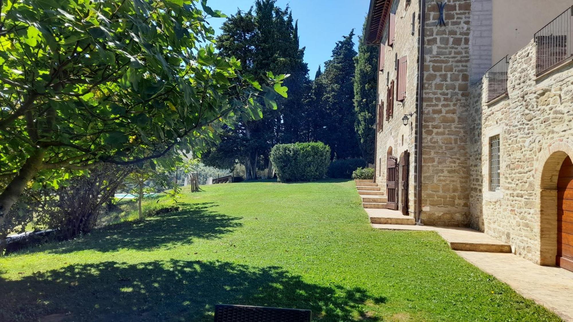 Antica Residenza Montereano Villa Gubbio Kültér fotó